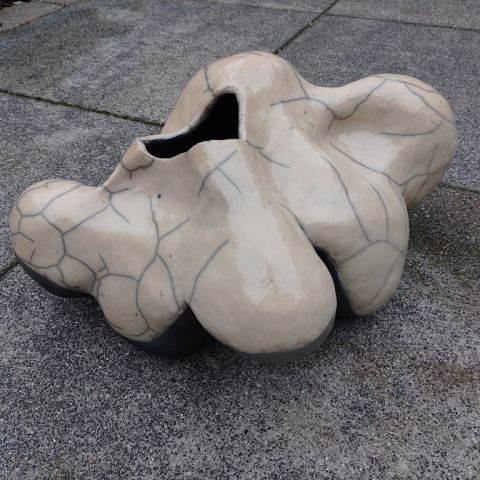 Raku gestookt object 2025